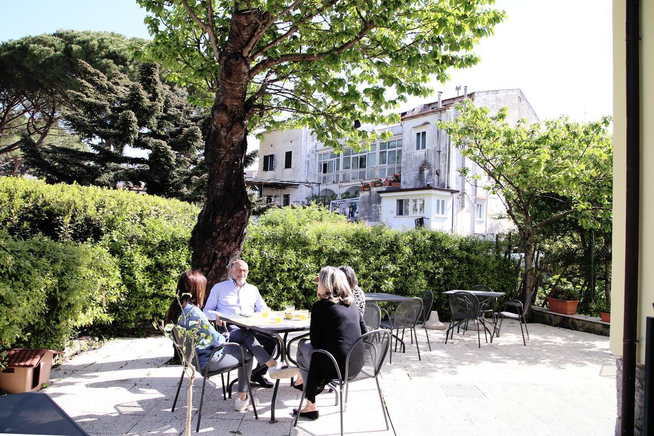A Casa Dei Nonni Hotel Равело Екстериор снимка